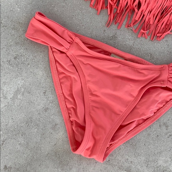 L*SPACE STRAPLESS PINK BIKINI - Picture 5 of 11